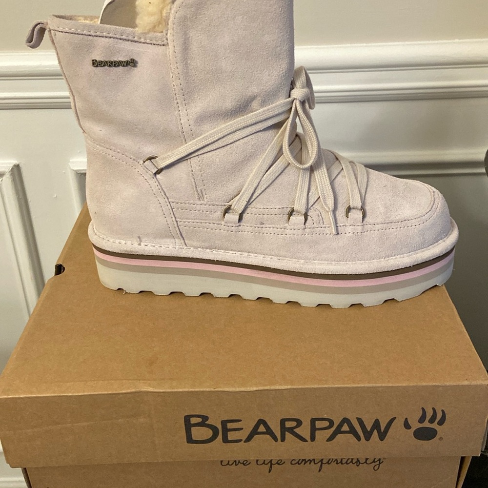 Bearpaw natural Retro Mondi Lace-Detail Suede Boot  Size 11 New